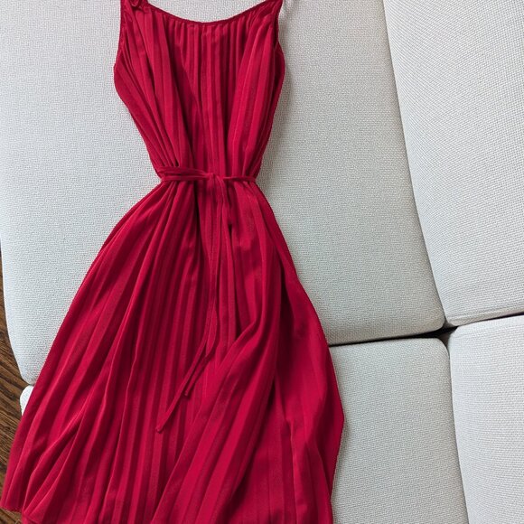 H&M Red Midi Pleated Belted Spaghetti Strap Dress, Size M - Picture 5 of 11